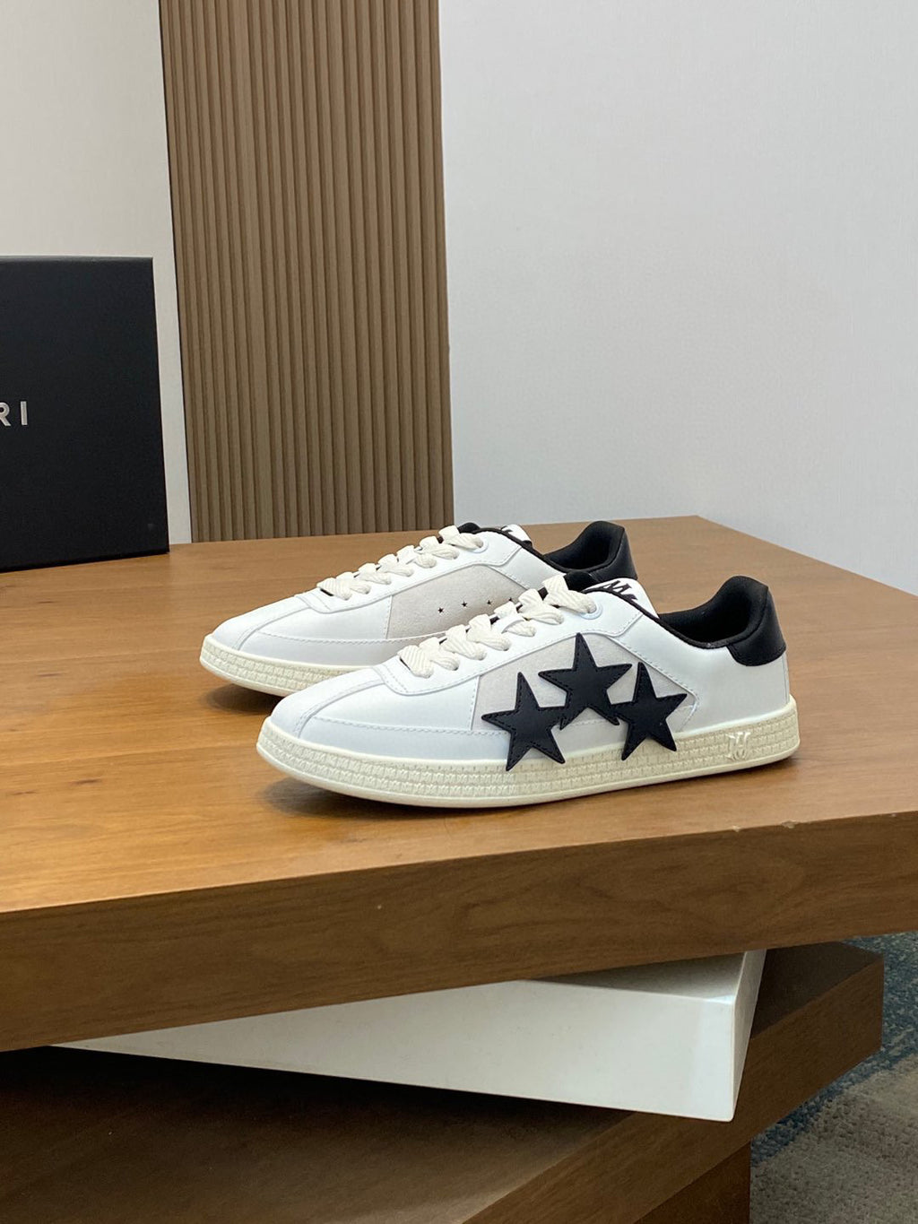AMIRI STAR GAMUZA