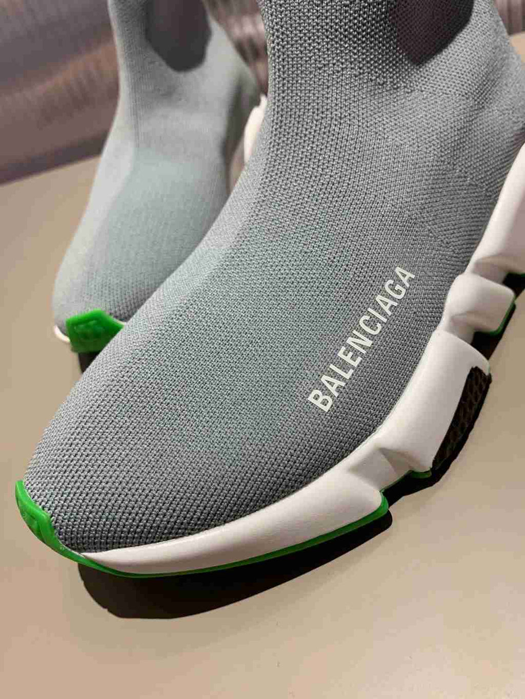 BALENCIAGA SPEED 2.0 GRIS/VERDE