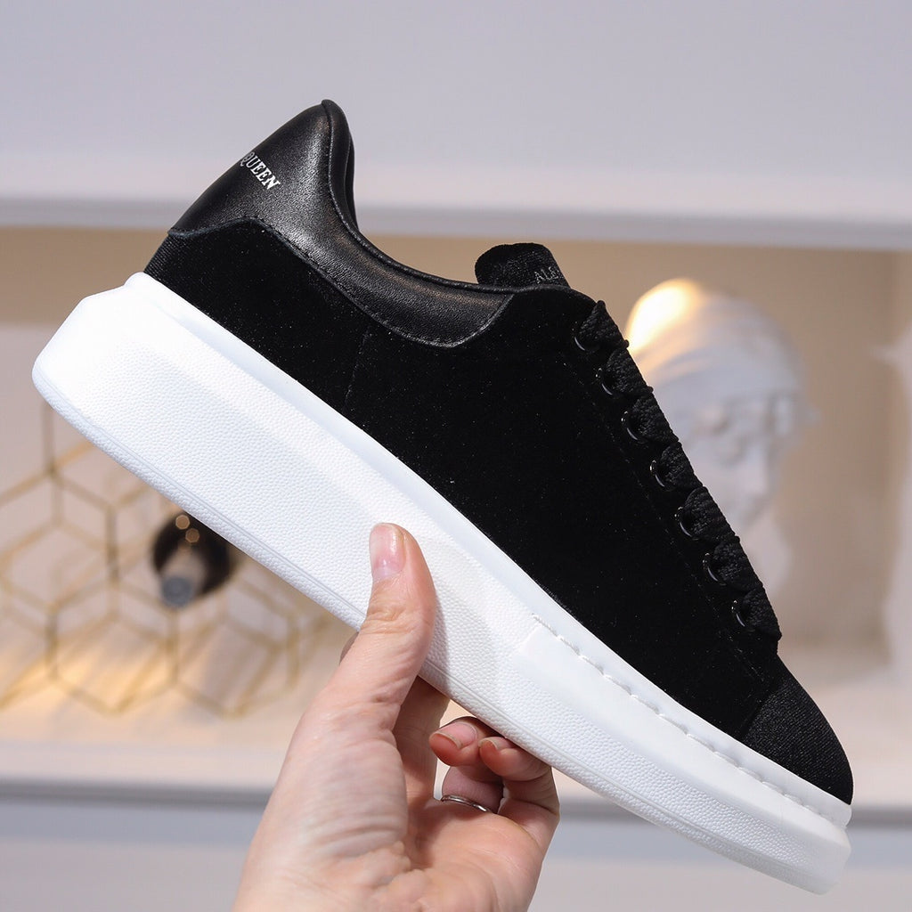 ALEXANDER MCQUEEN OVERSIZE -FULL BLACK