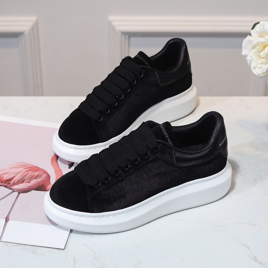 ALEXANDER MCQUEEN OVERSIZE -FULL BLACK