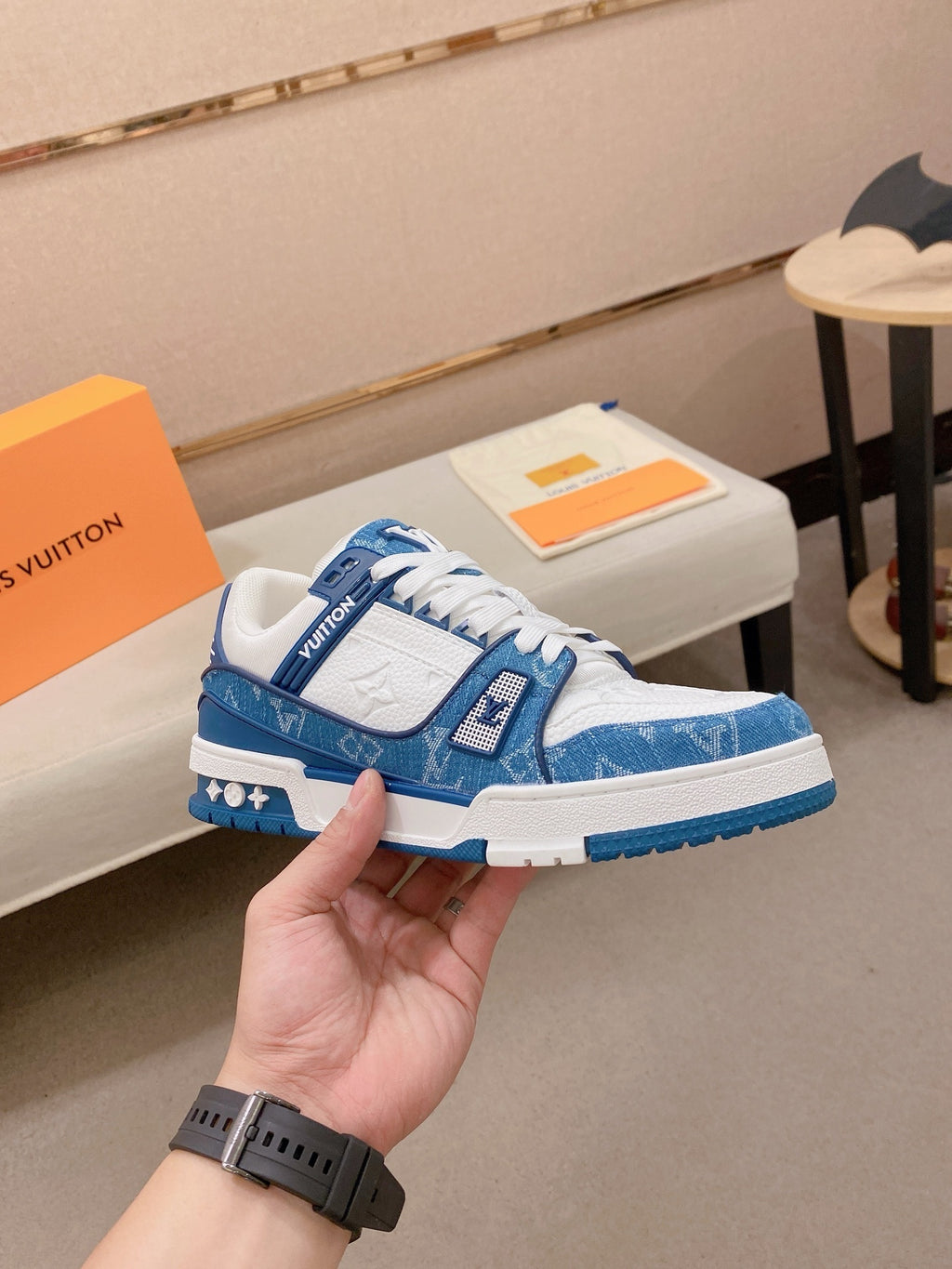 LOUIS VUITTON TRAINER AZUL