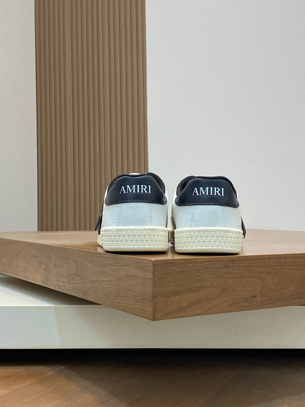 AMIRI STAR GAMUZA