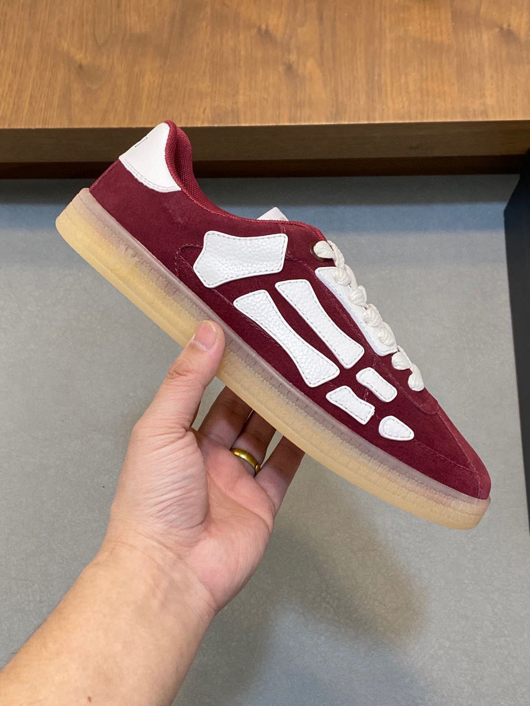 AMIRI SKELETON VINO GAMUZA