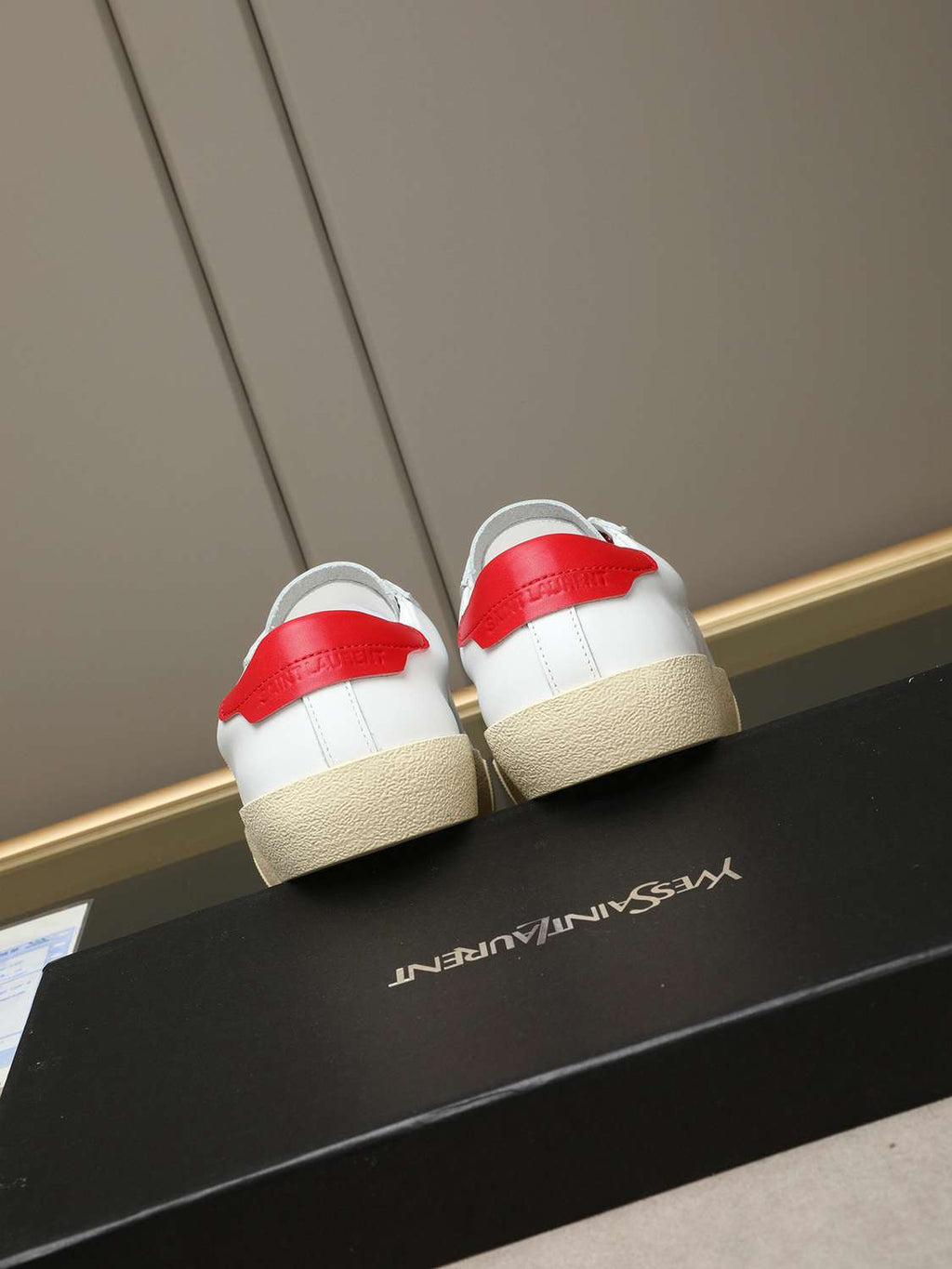 SAINT LAURENT COURT CLASSIC ROJO