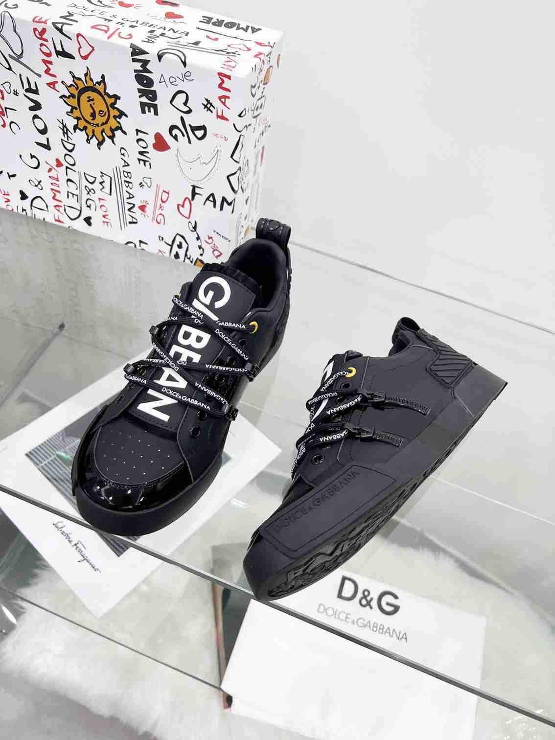 DOLCE & GABBANA PORTOFINO BLANCOS