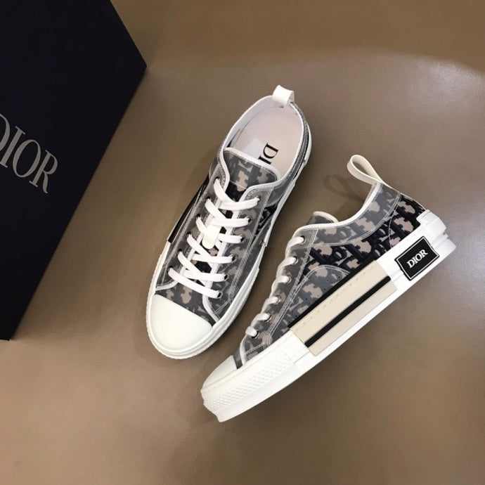 DIOR B23 CAÑA BAJA LOGO OBLICUO