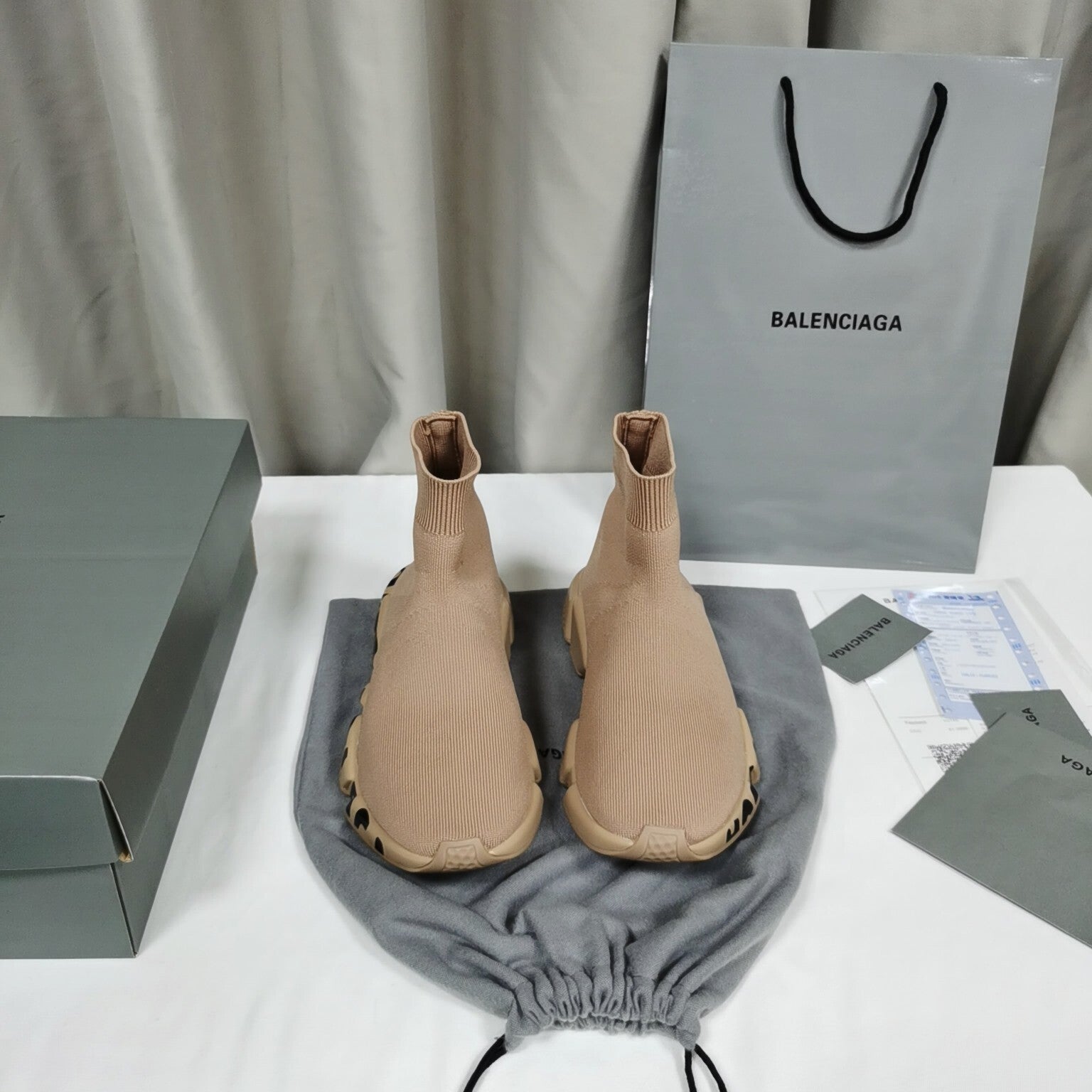 BALENCIAGA SPEED 2.0 GRAFFITI CAFE