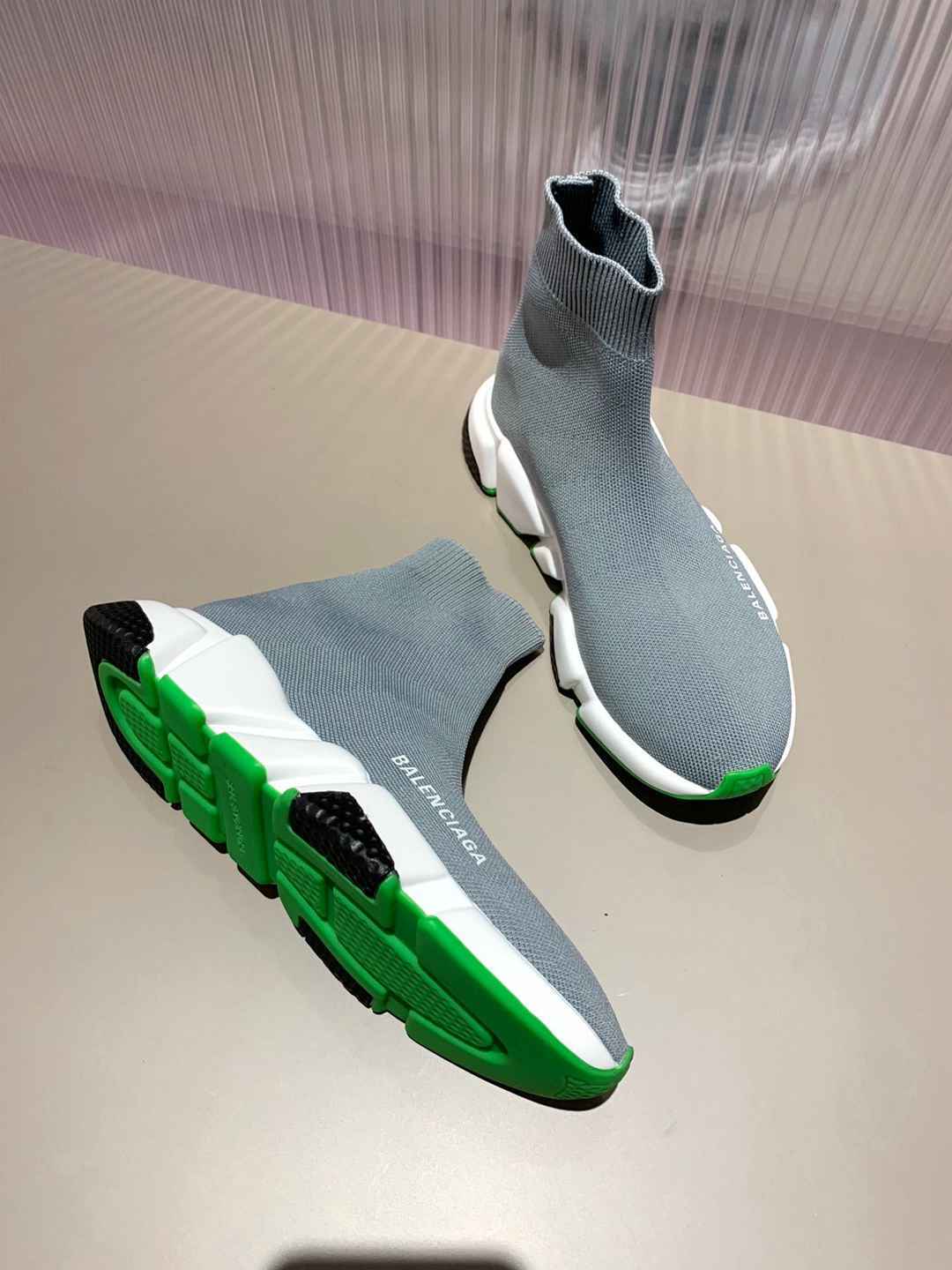 BALENCIAGA SPEED 2.0 GRIS/VERDE